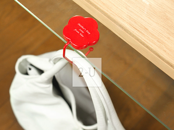 母親節的禮物，母親齣門用得方便