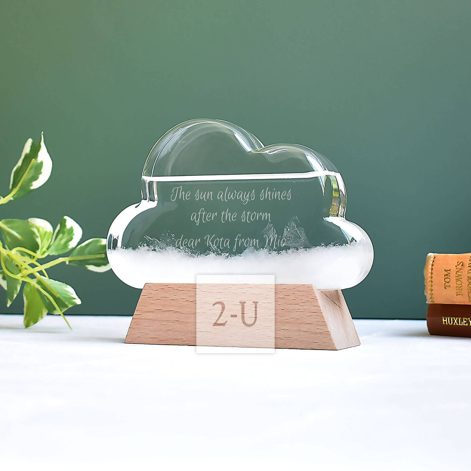 “風雨過後必有晴天。” 無論前方多少荊棘，讓我們並肩同行