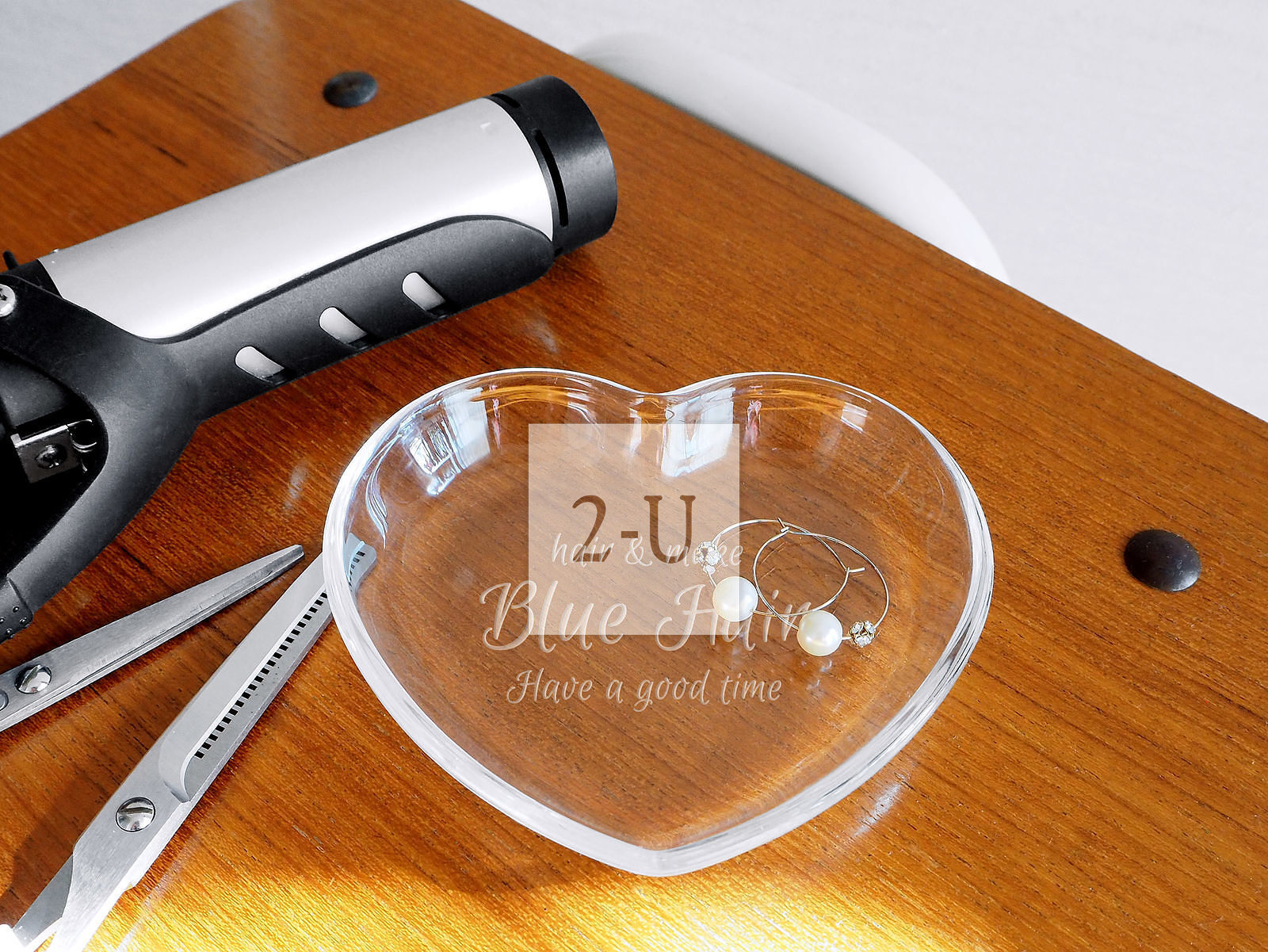 美發沙龍、美容按摩、整骨院的專屬顧客飾品託槃