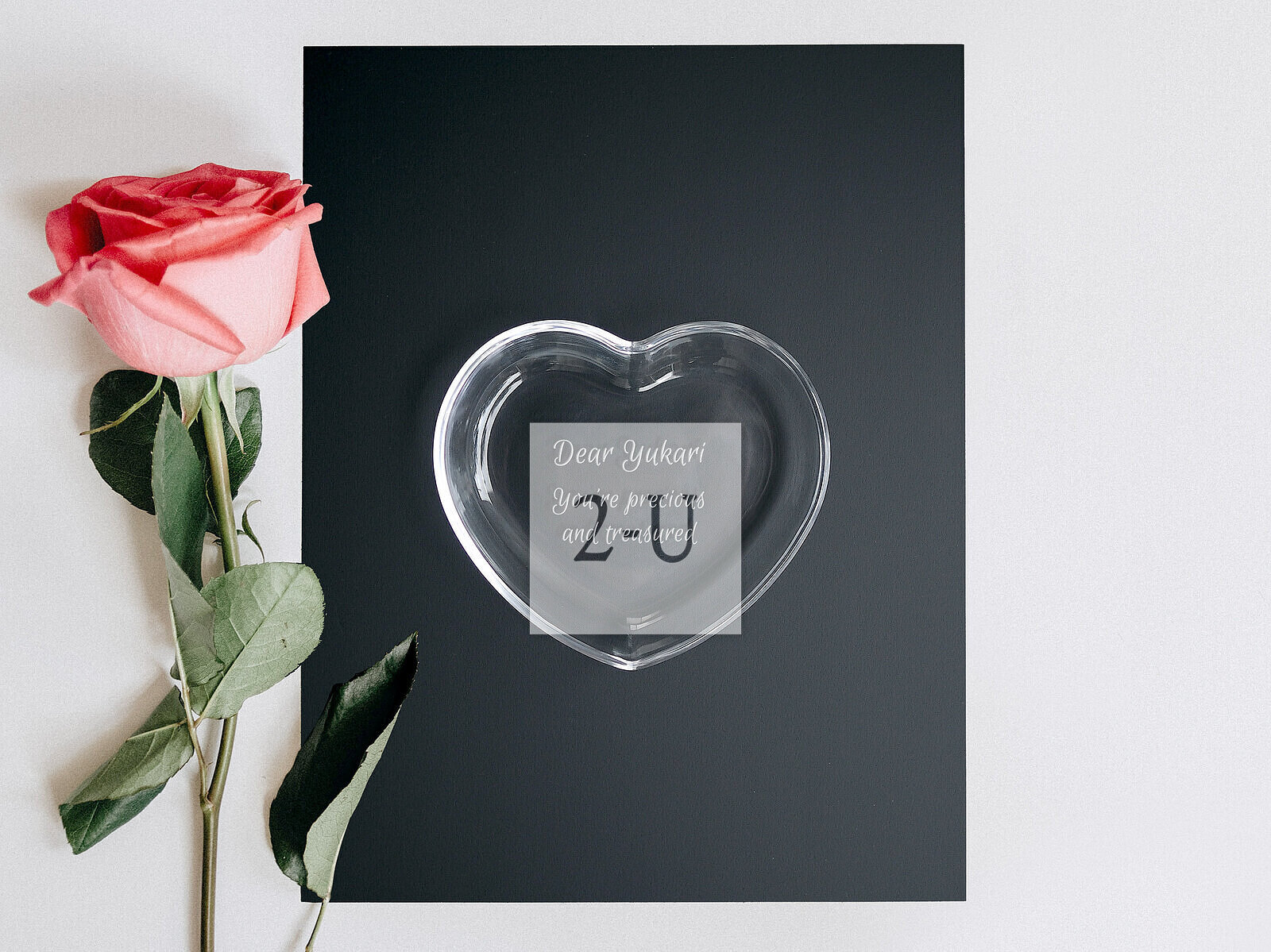 白色情人節的心形禮物